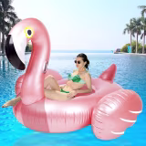 Mejores flotadores de piscina online en España cover