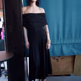 Elegant black dresses for events in Spain cover