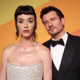 Parejas de celebridades que demuestran madurez post-ruptura cover