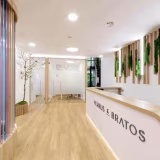 Leading dental clinics in rapid osseointegration cover