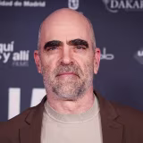 Críticas de personalidades de la cultura a políticos españoles cover