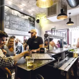 Mejores bares con cervezas artesanales y de importación de Madrid cover