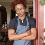 Mejores chefs nigerianos en España cover