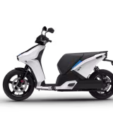 Mejores fabricantes de motos eléctricas de Barcelona cover