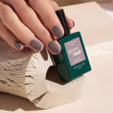 Mejores marcas de esmaltes de uñas veganos cover