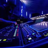 Mejores alquileres de equipo de sonido para eventos en Barcelona cover