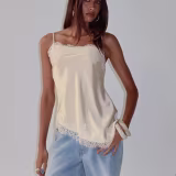 Mejores tops elegantes para fiestas online cover