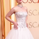 Mejores vestidos de tul en la alfombra roja cover