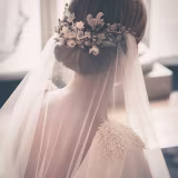 Tocados de porcelana fría para novias cover