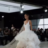 Vestidos de novia modernos y románticos cover