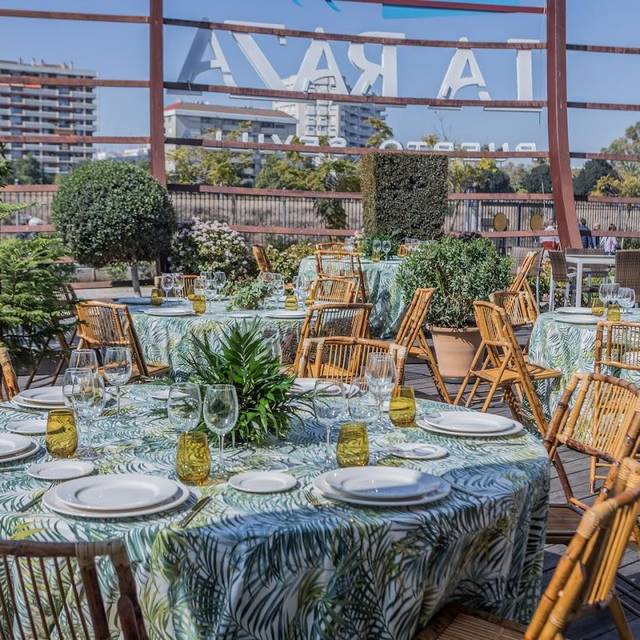 Best traditional cuisine restaurants in the Sur district (Seville)