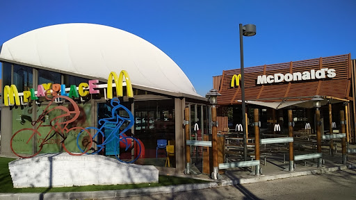 Los McDonald’s más cómodos para ir con niños pequeños en Madrid 2026