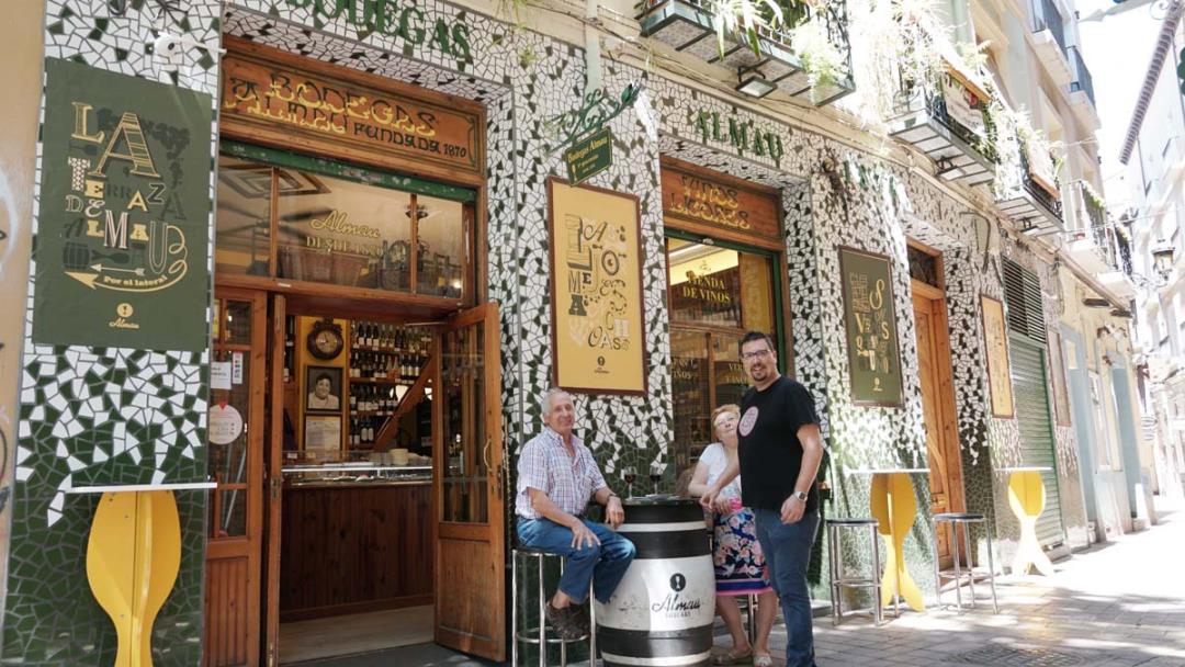 Best bars with a relaxed and social atmosphere in Zaragoza