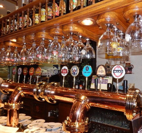 Best bars with craft and imported beers in Palencia
