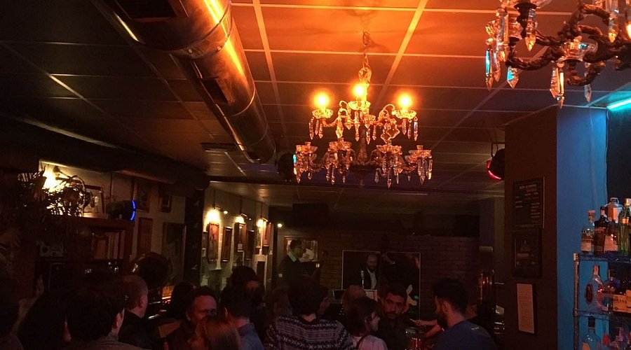 Best live music bars in Asturias