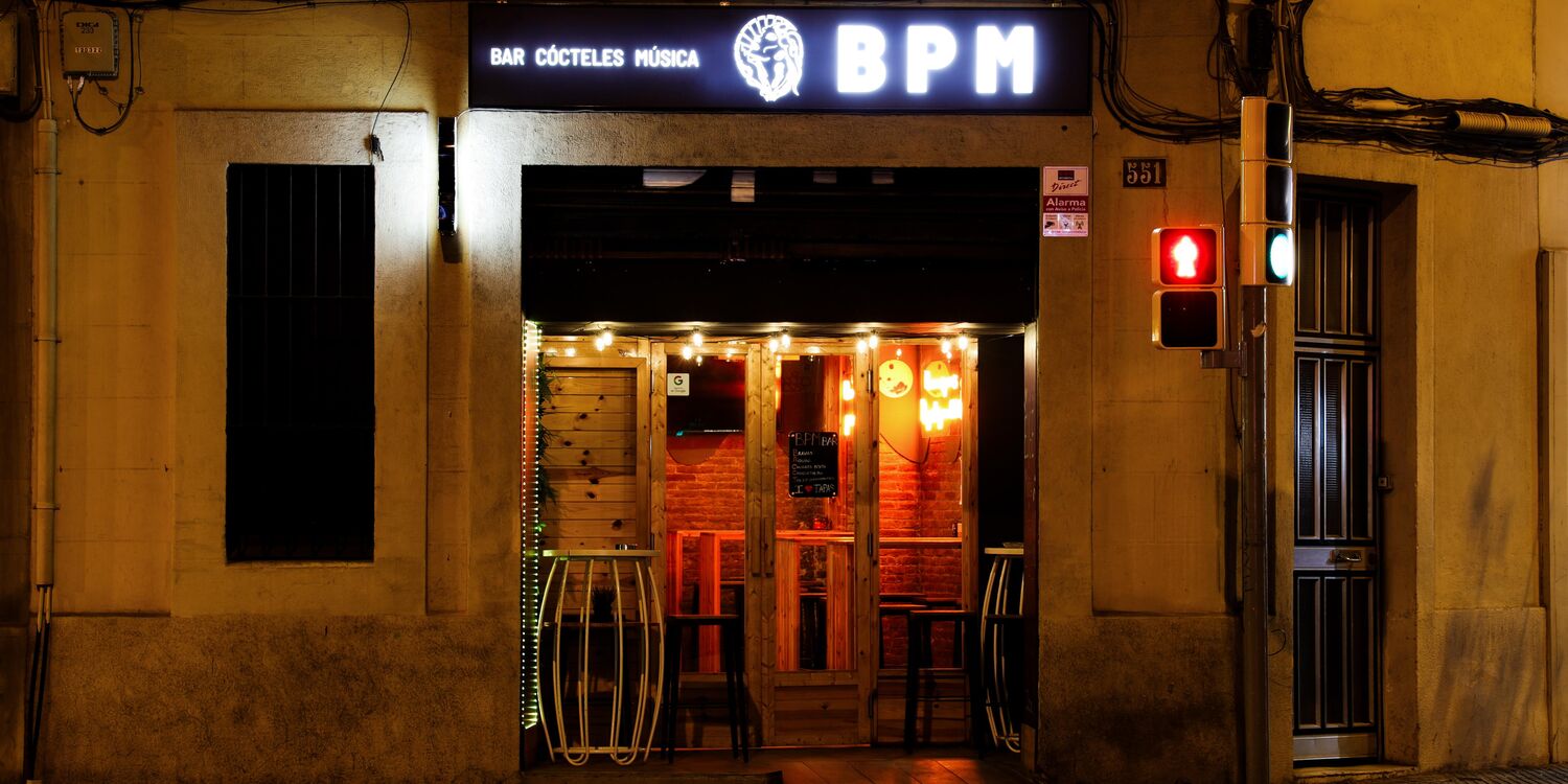 Best bars in the Sant Martí neighborhood of Barcelona