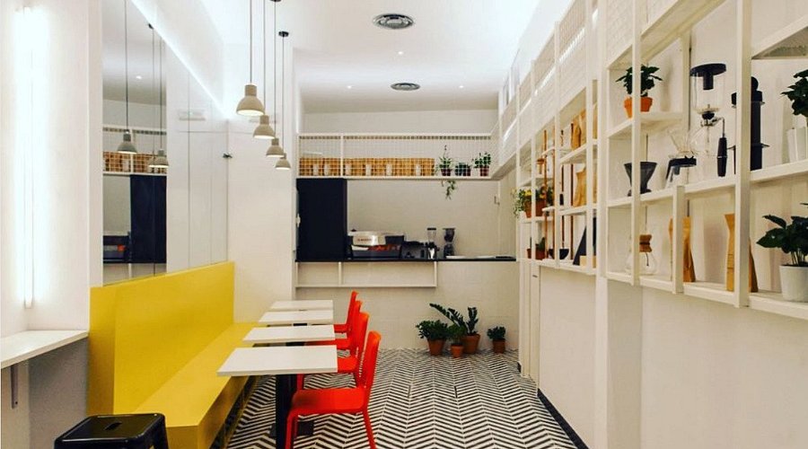 Best Specialty Coffee Shops in Seville
