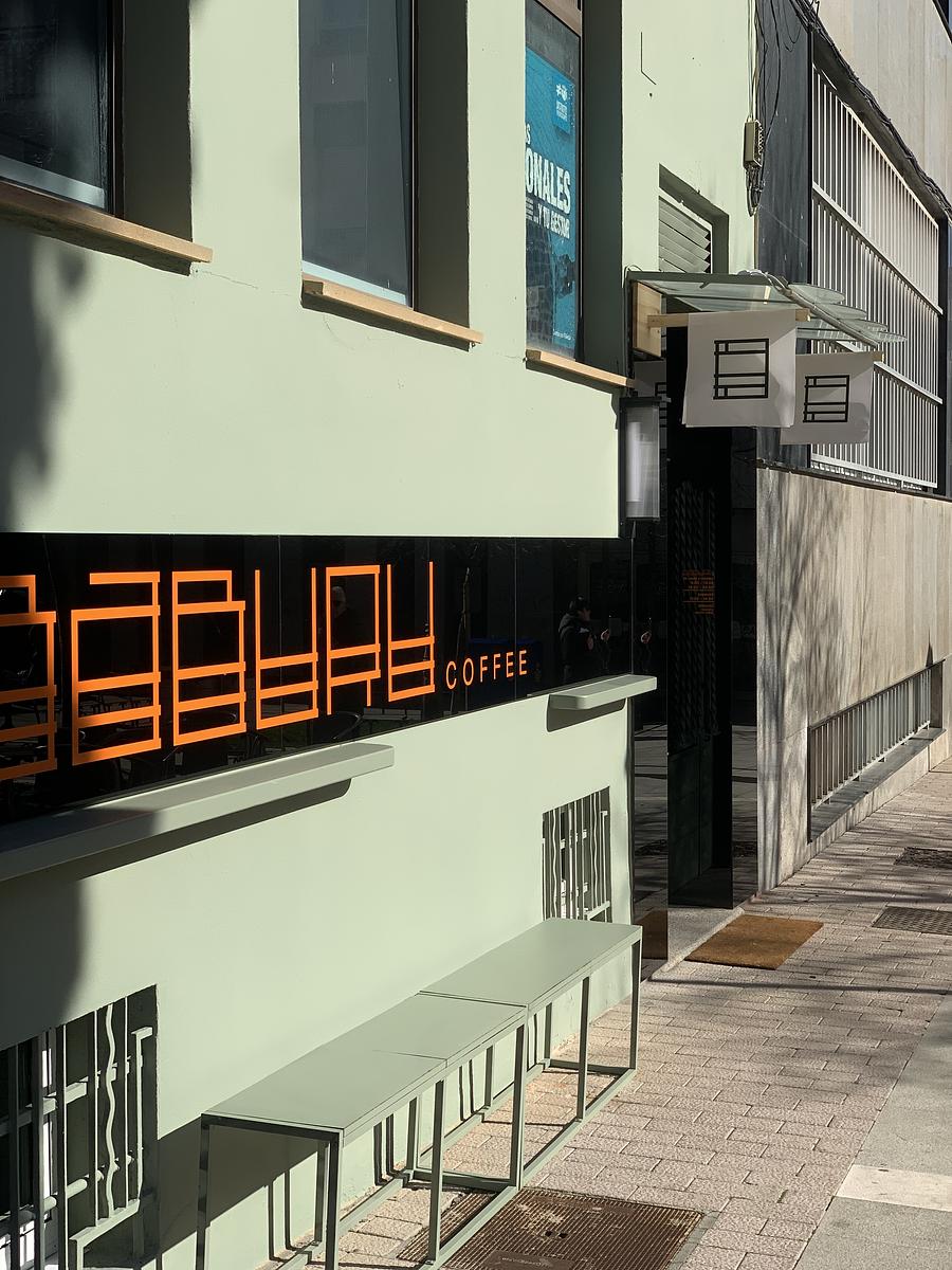 Best Cafes with Modern and Minimalist Workspace in Zamora
