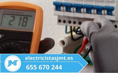 Best Electricians for Leak and Breakdown Repair in Salamanca