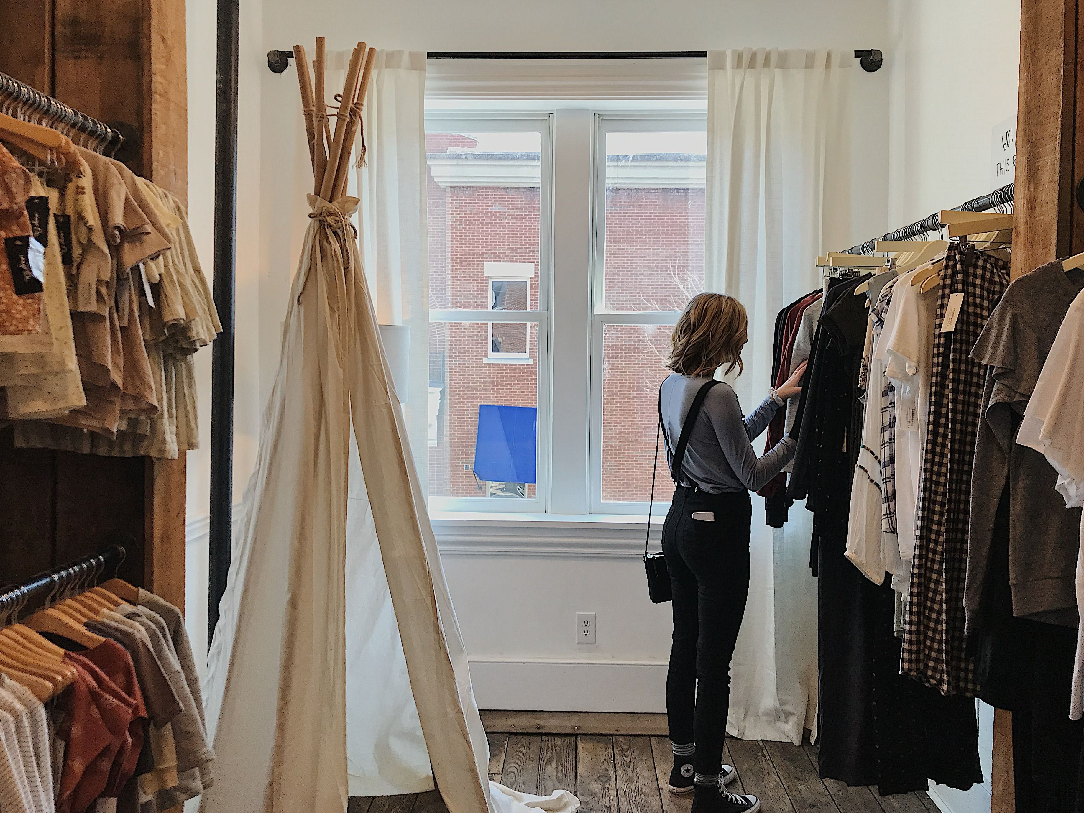 Best sustainable clothing rental services in Spain