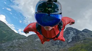 Salto BASE cover