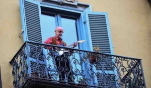 The neighbor who took out the guitar cover