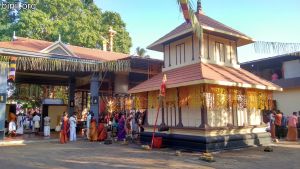 Kodungallur Kavu Bhagavathy Temple, Chembuthra