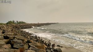 MunakkaKadavu Beach