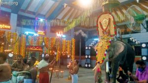 Thiruvambadi Sri Krishna Temple Vela - Punkunnam Desapattu on 6th Jan 2022