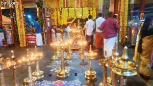 Paramekkavu Bagavathi Temple Vela - Veliyannur Desapattu on 31st Dec 2023