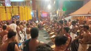 Paramekkavu Bagavathi Temple Vela - Veliyannur Desapattu on 31st Dec 2023