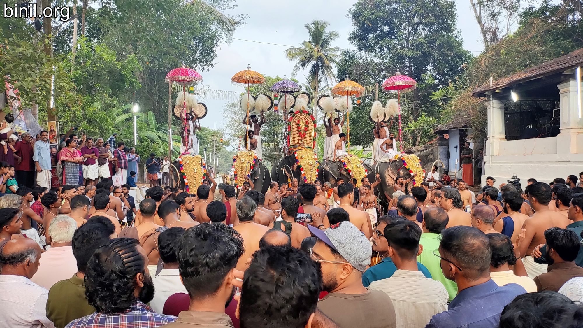 Peruvanam Pooram come for the world famous melams Binil's Travelogue