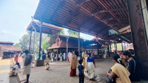 Thirumandhamkunnu Temple