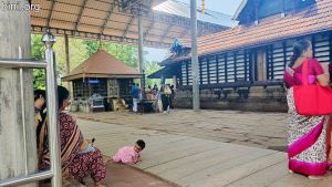 Thirumandhamkunnu Temple
