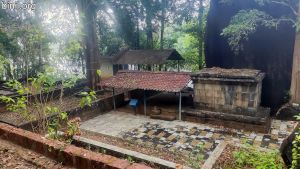 Sree Anakkal Bhagavathi Temple, Puramathra