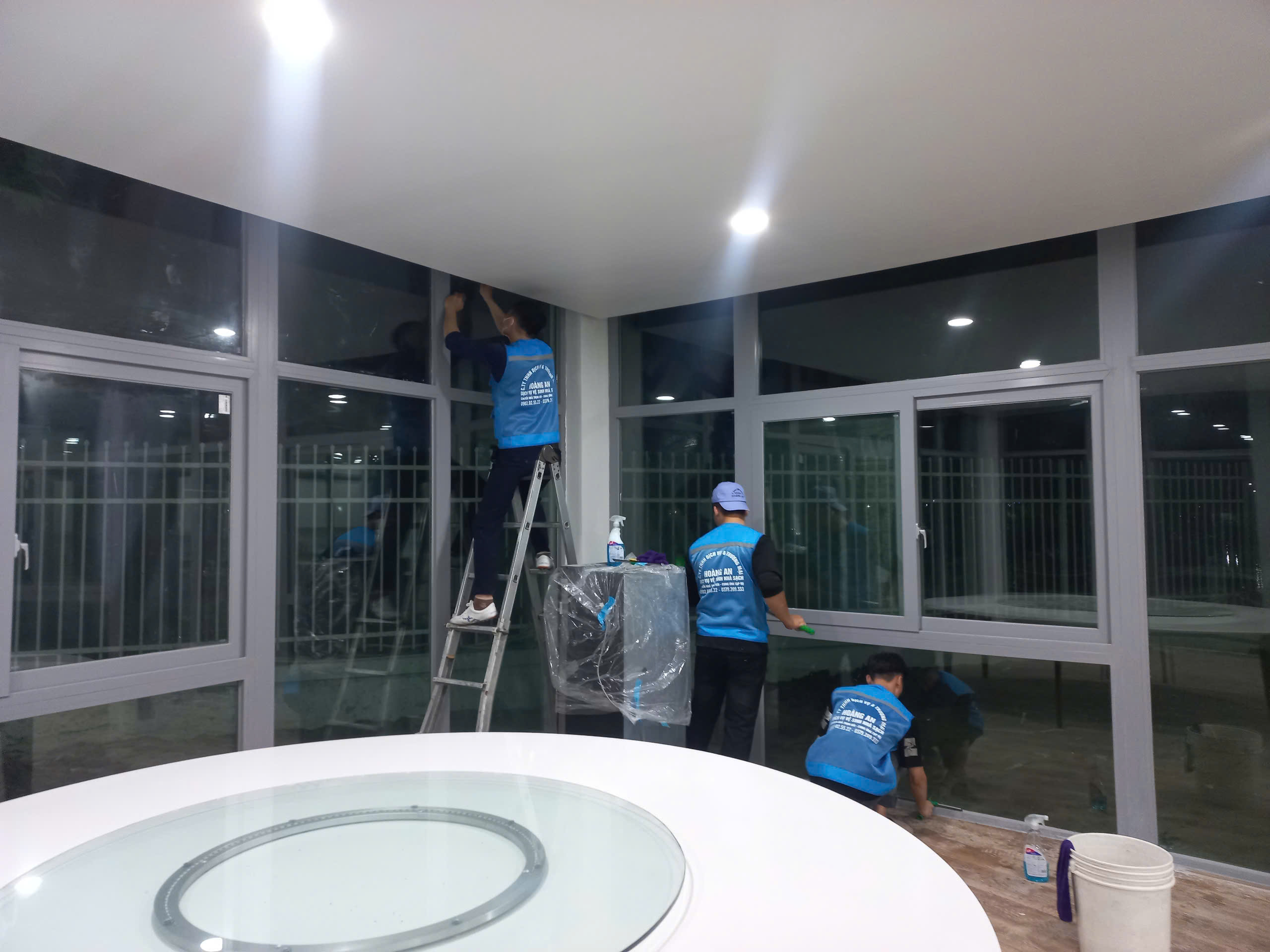 Vệ sinh sàn sau xây dựng