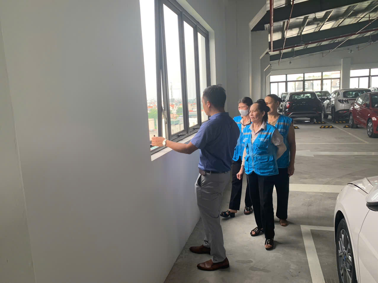 Nhân viên vệ sinh chuyên nghiệp