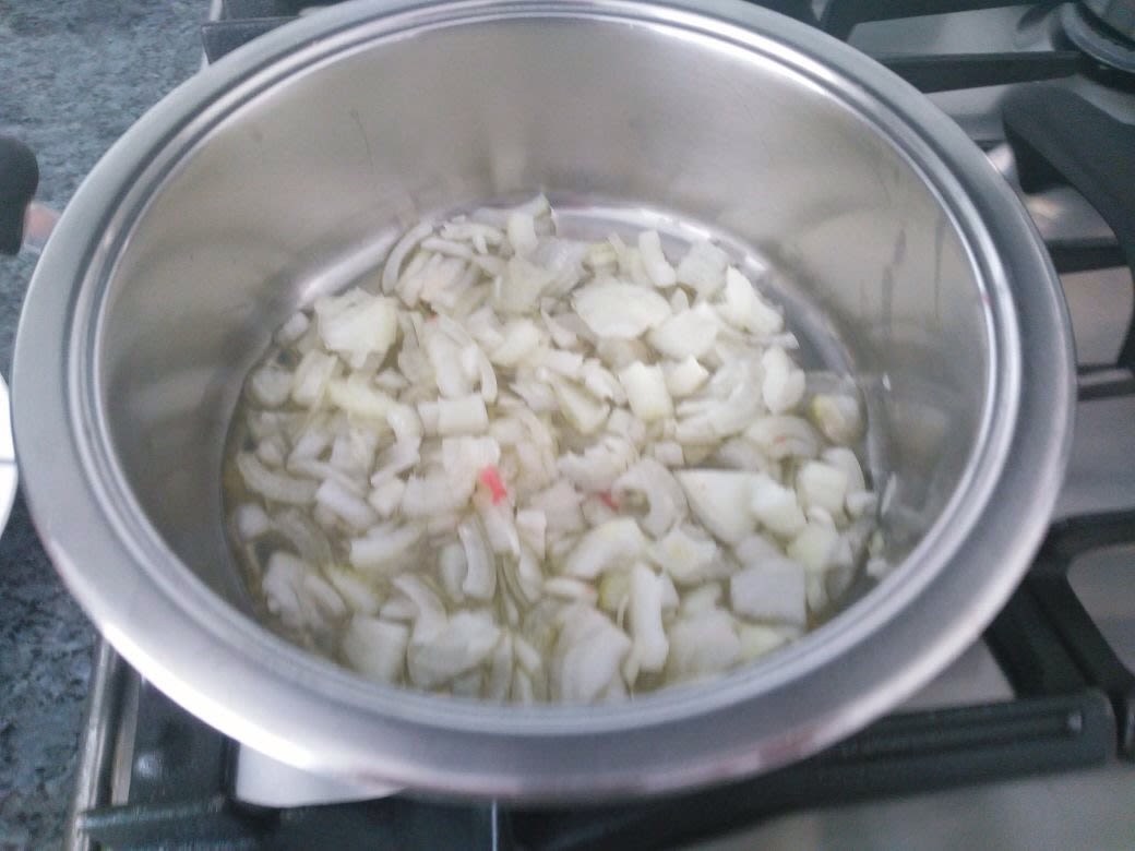 Zeytinyağlı Taze Fasulye Tarifi Adım 3