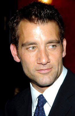 Clive Owen in Barcelona Clive Owen in one of the events held during the 080 fashion show in Barcelona