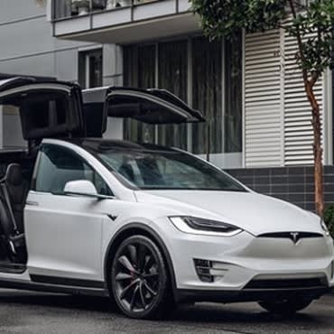 טסלה  X (טסלה)