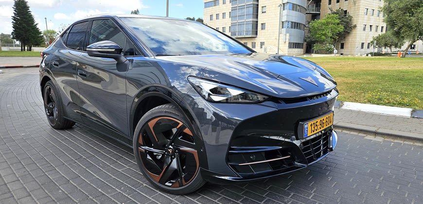 קופרה טווסקאן VZ. צילום יואב פולס קופרה טווסקאן VZ. צילום יואב פולס