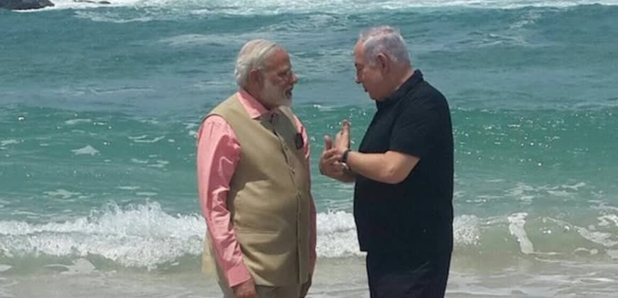 נתניהו ומודי על חוף הים, (צילום: X)