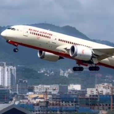 מטוס אייר אינדיה (X) מטוס אייר אינדיה (X)