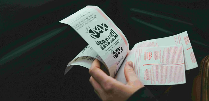 כרטיסי לוטו, Photo by Erik Mclean on Unsplash