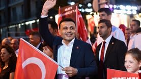 אוזגור צ'ליק, מועמד מפלגת האופוזיציה CHP. קרדיט: רשתות חברתיות אוזגור צ'ליק, מועמד מפלגת האופוזיציה CHP. קרדיט: רשתות חברתיות