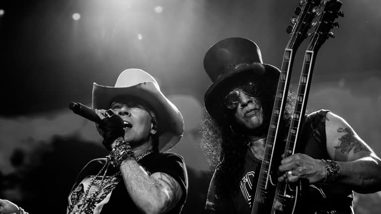guns n roses מתוך האתר הרשמי