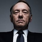 קווין ספייסי מבית הקלפים (בית הקלפים - יחצ)