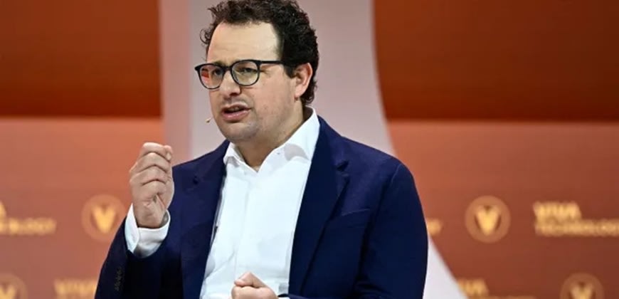 דריו אמודאי אנתרופיק רשתות חברתיות