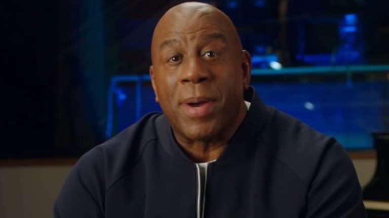 מג'יק ג'ונסון, מתוך הרשתות החברתיות