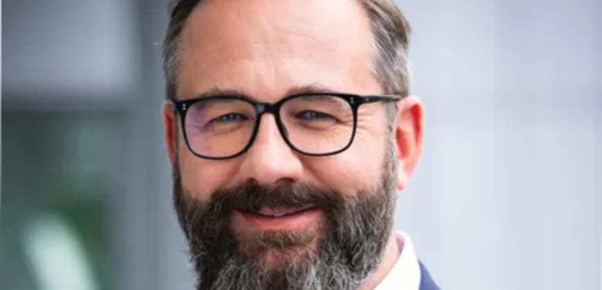 הנס רות' צילום: באדיבות רד האט